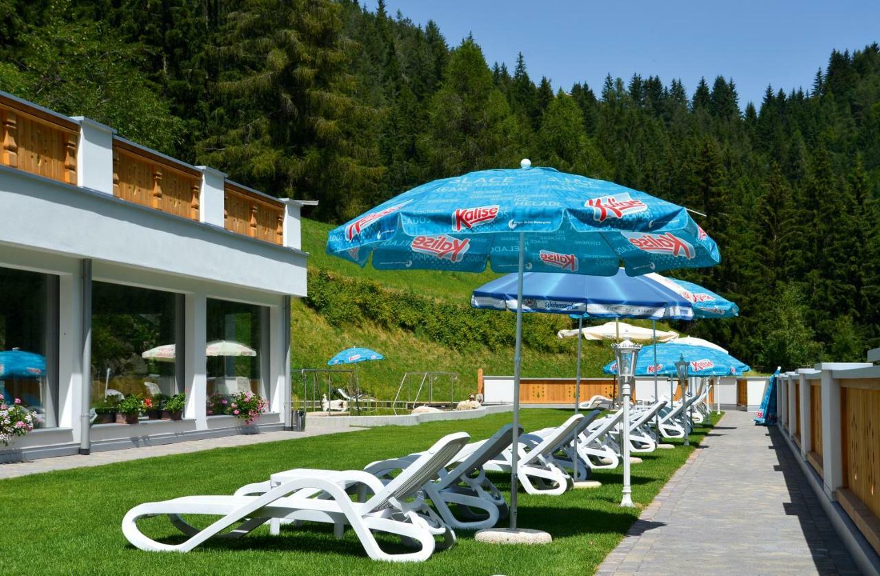 Hotel Schwarzenbach Нова-Поненте Екстер'єр фото